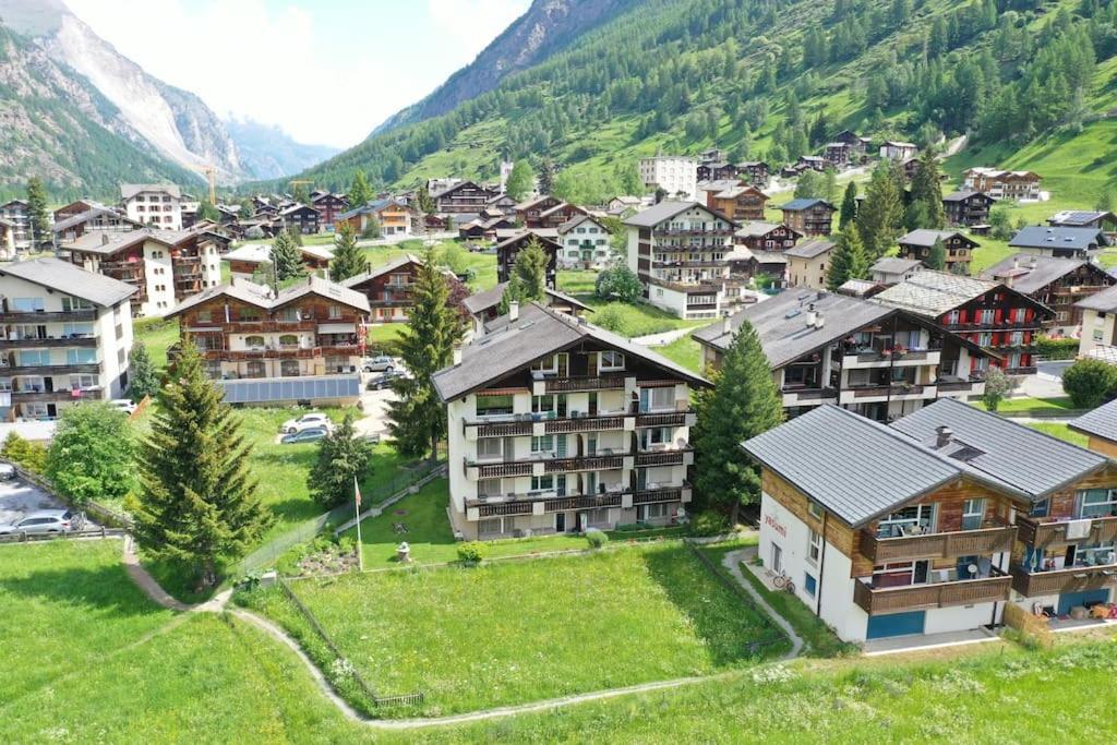 Enjoy The View Apartment Close To Zermatt With Parking 塔什 外观 照片